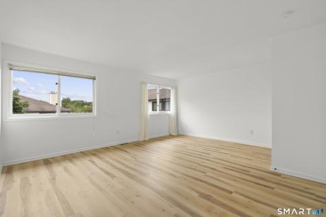 27 Crows Nest Lane Danbury CT 06810