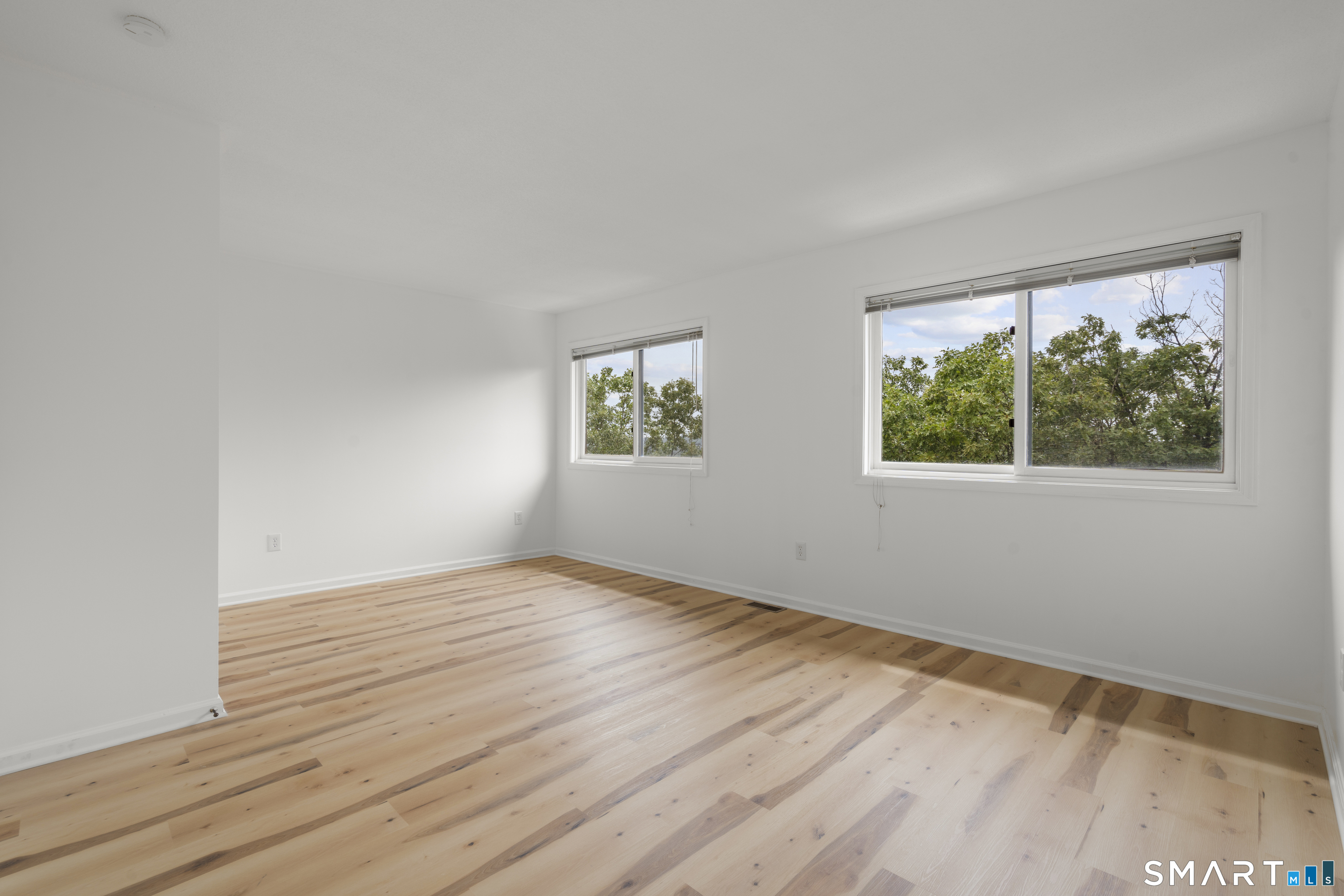 27 Crows Nest Lane Danbury CT 06810