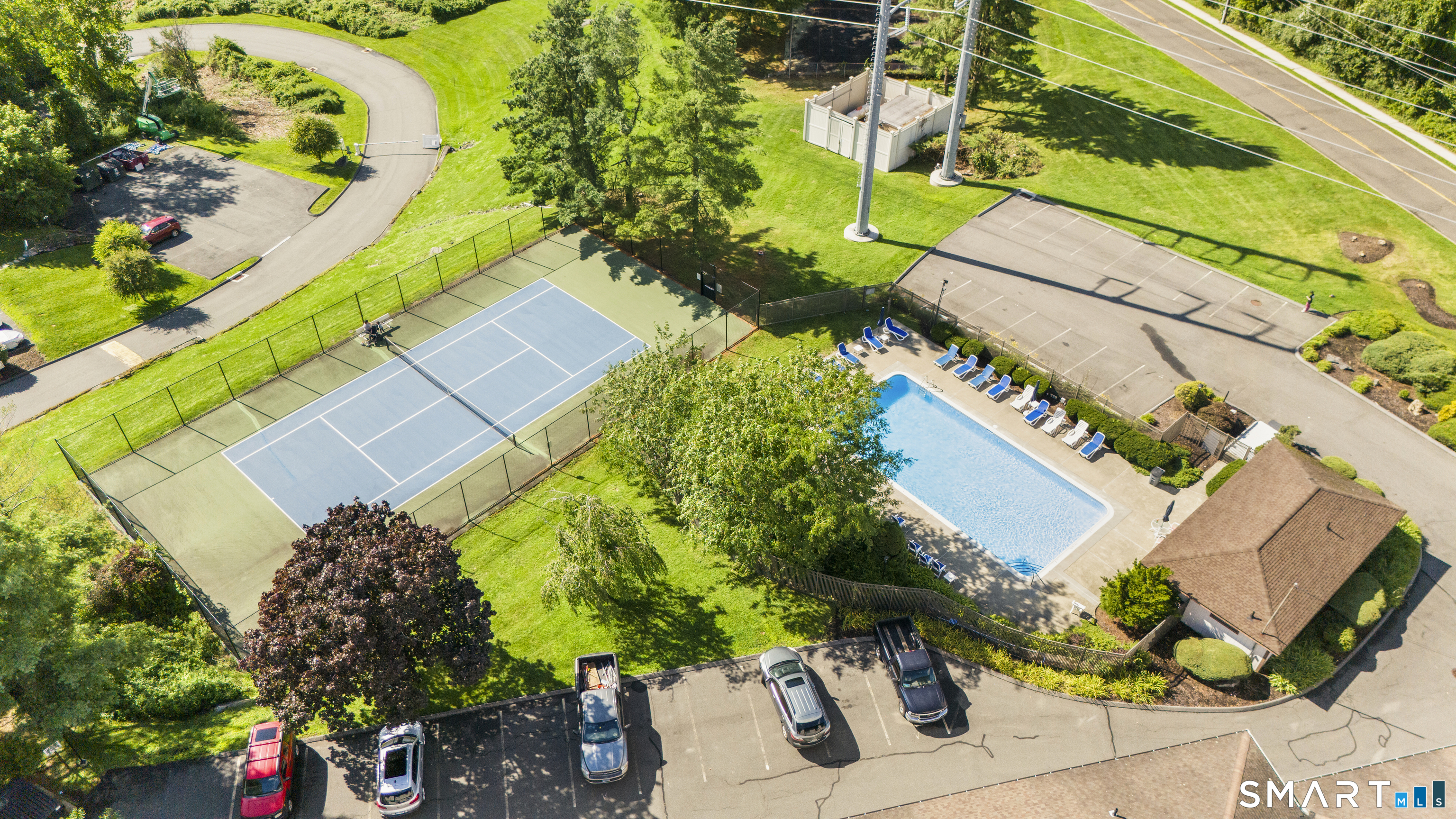 27 Crows Nest Lane Danbury CT 06810