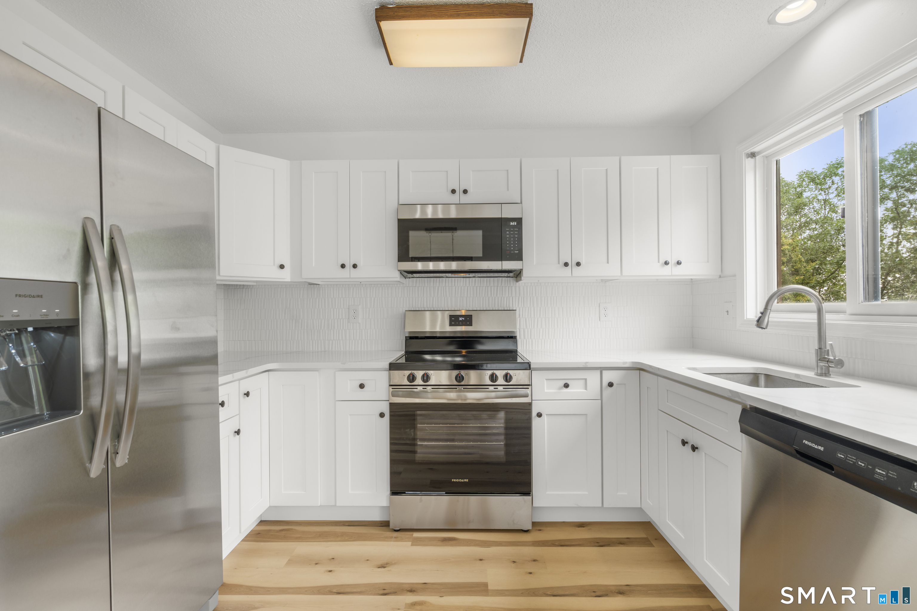 27 Crows Nest Lane Danbury CT 06810
