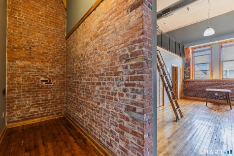 325 Myrtle Avenue Bridgeport CT 06604