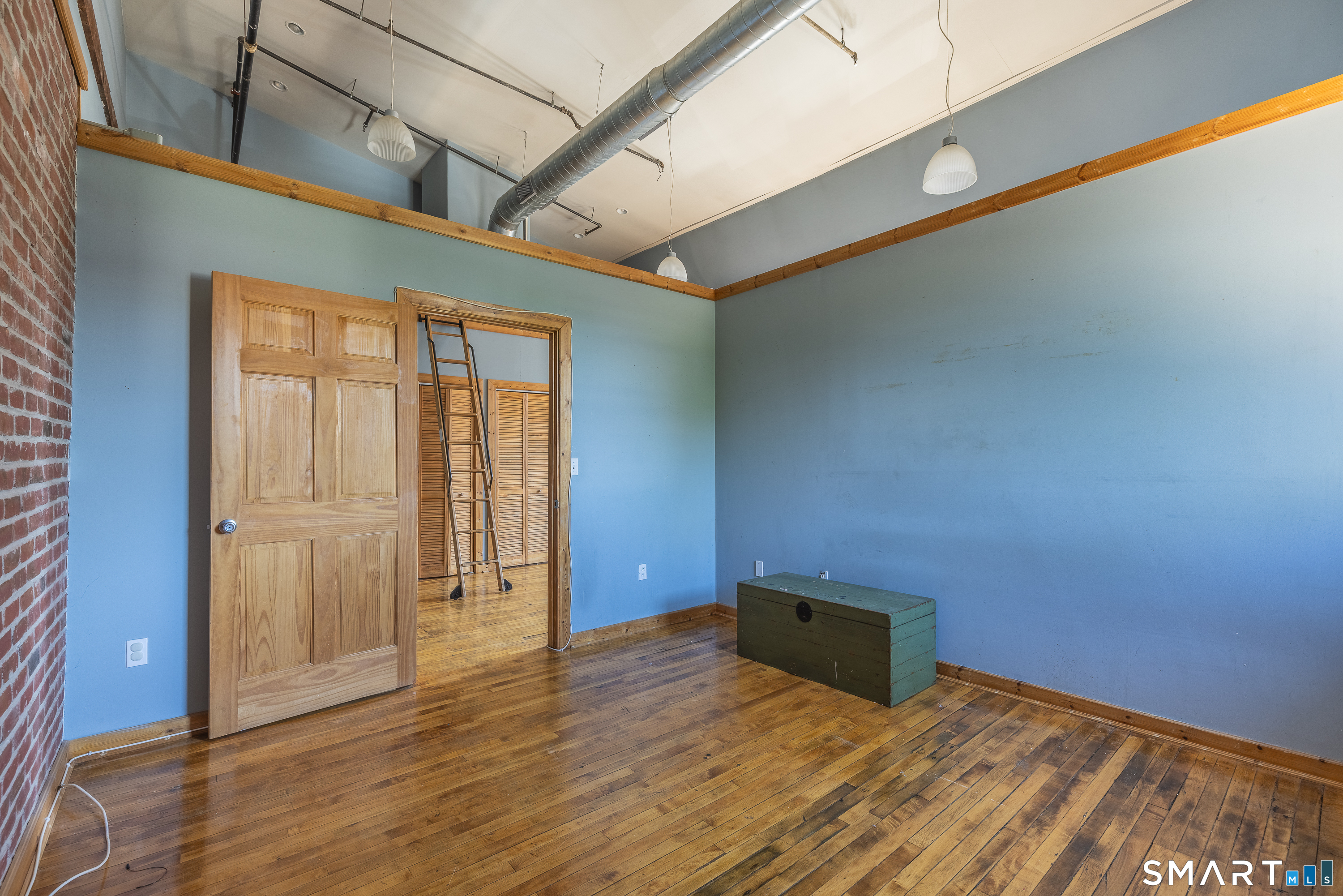 325 Myrtle Avenue Bridgeport CT 06604