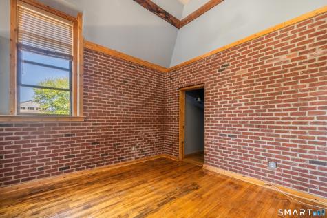 325 Myrtle Avenue Bridgeport CT 06604