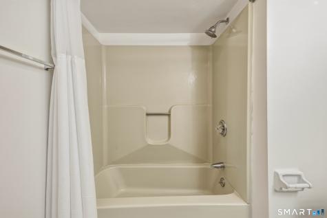 183 Livingston Place Bridgeport CT 06610