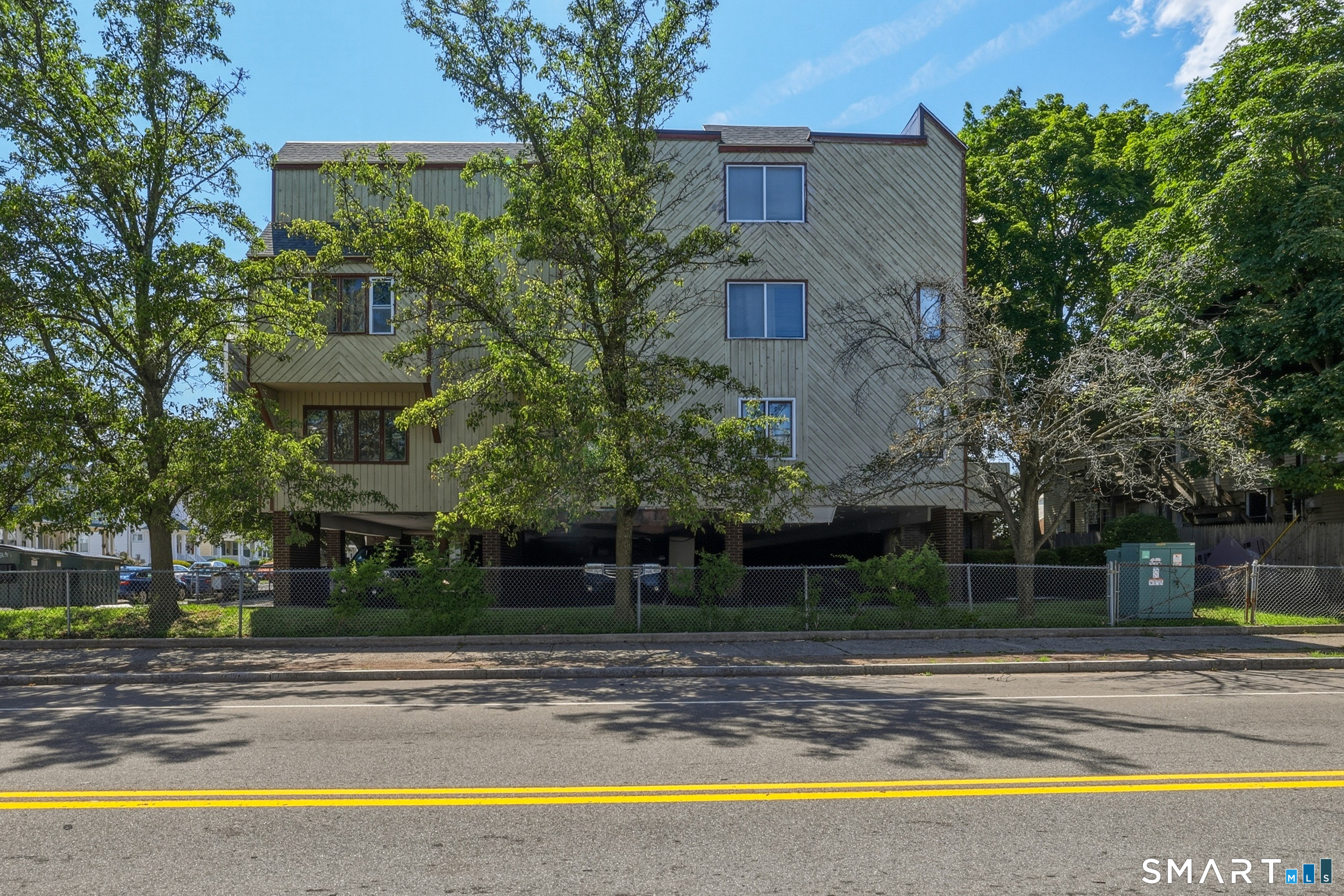 183 Livingston Place Bridgeport CT 06610