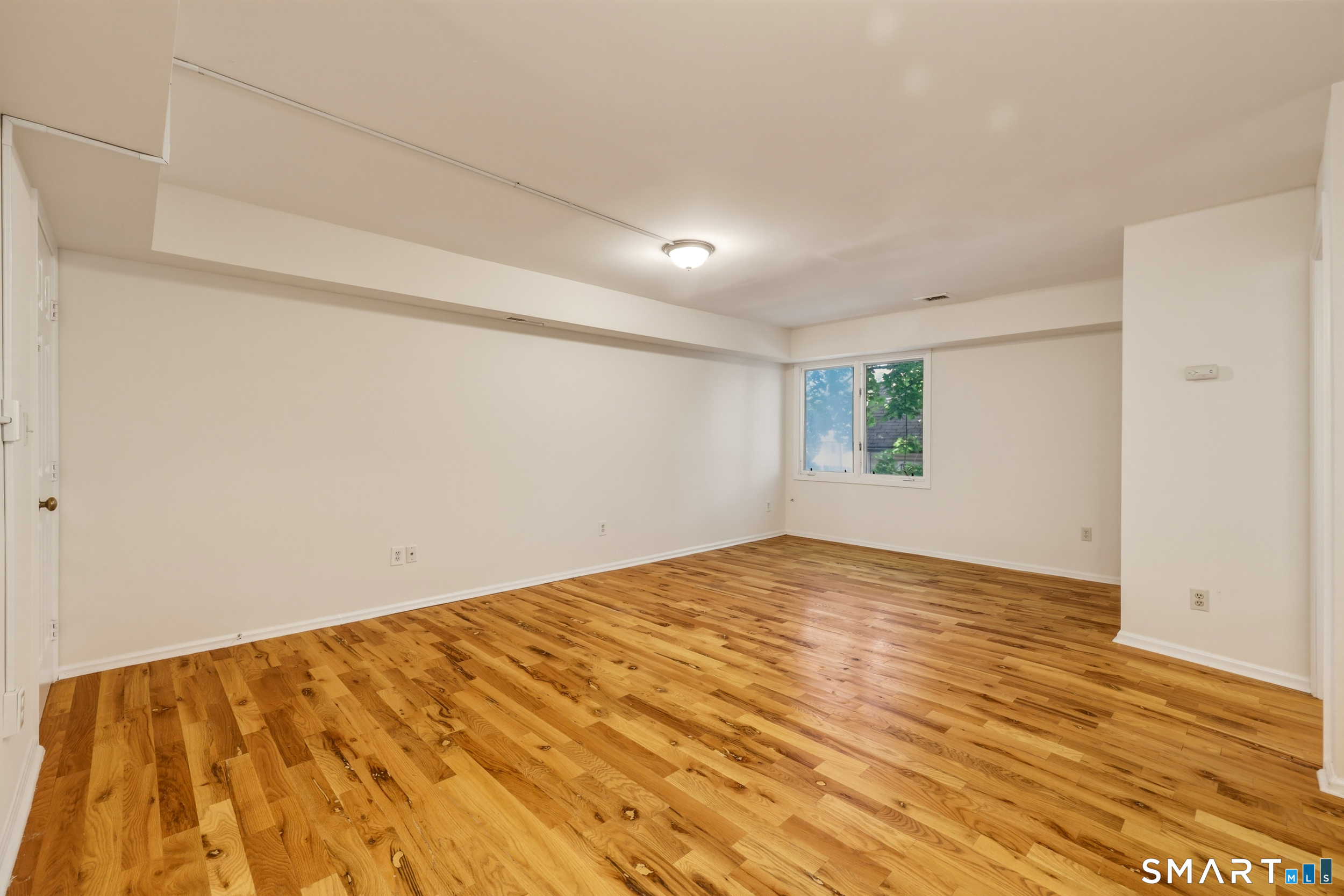 183 Livingston Place Bridgeport CT 06610