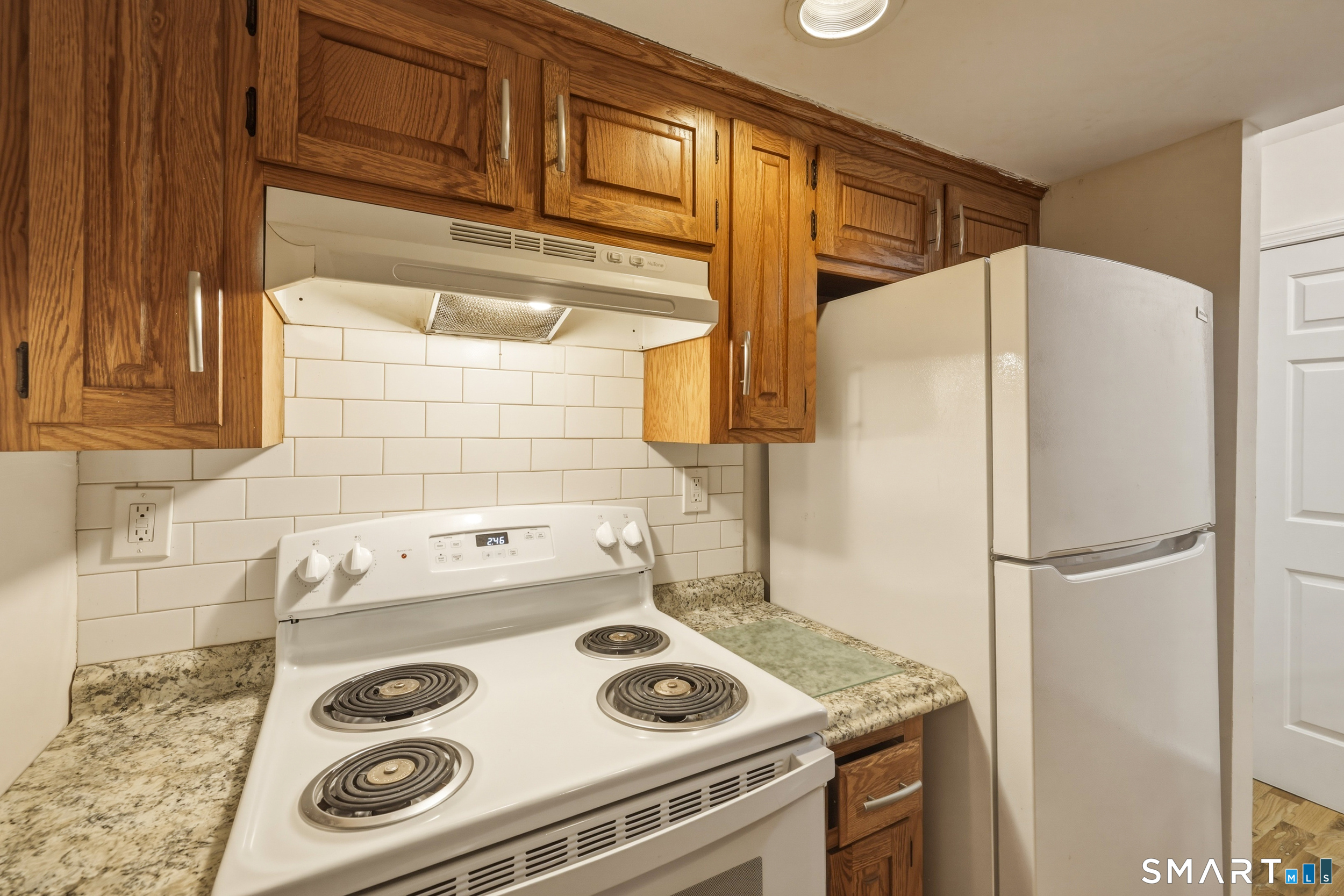 183 Livingston Place Bridgeport CT 06610