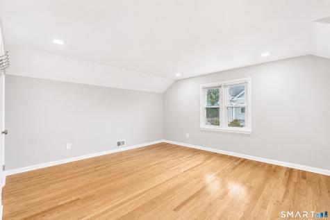 216 Country Road Fairfield CT 06824