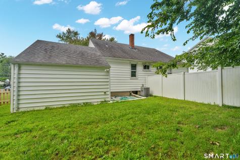216 Country Road Fairfield CT 06824