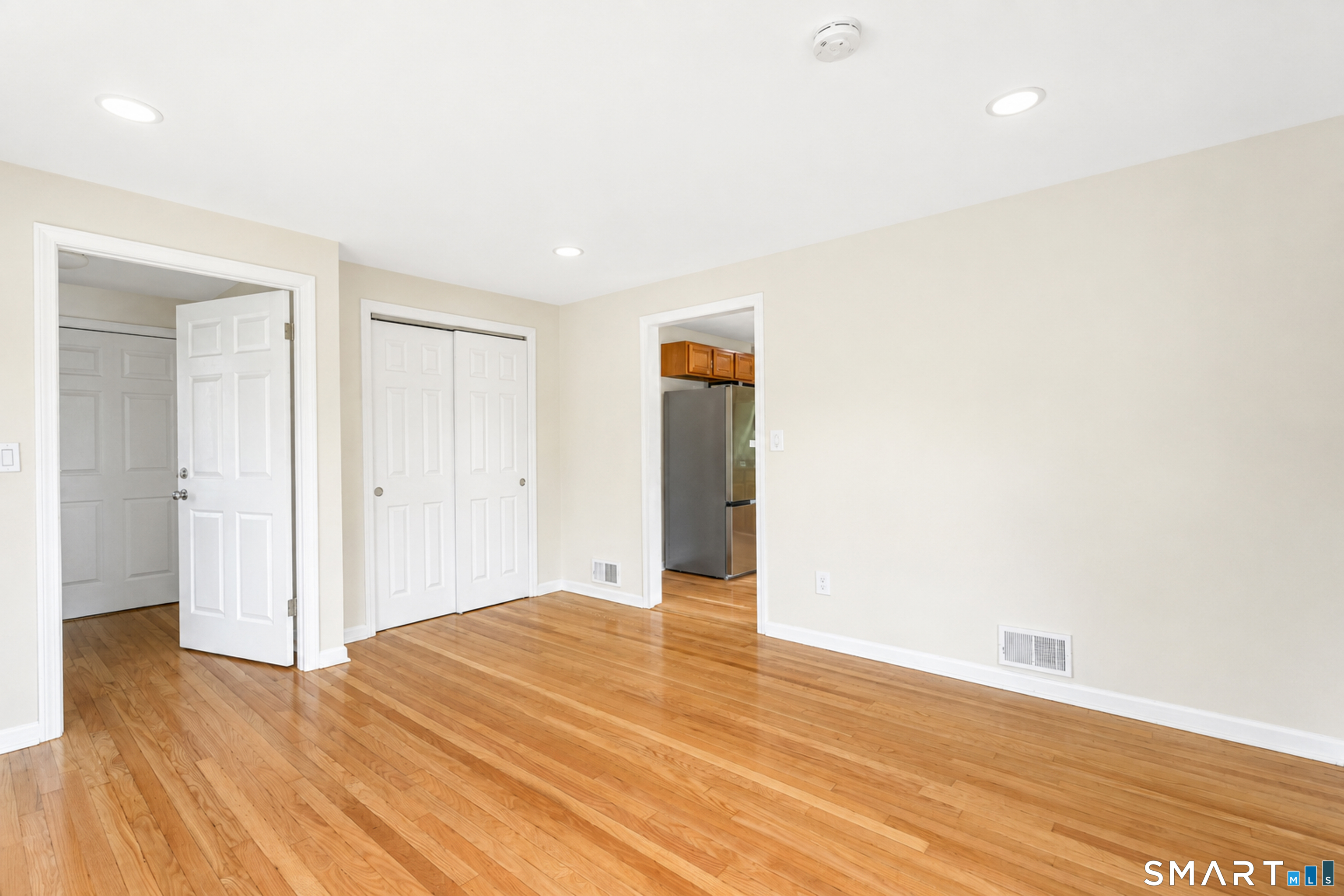 216 Country Road Fairfield CT 06824