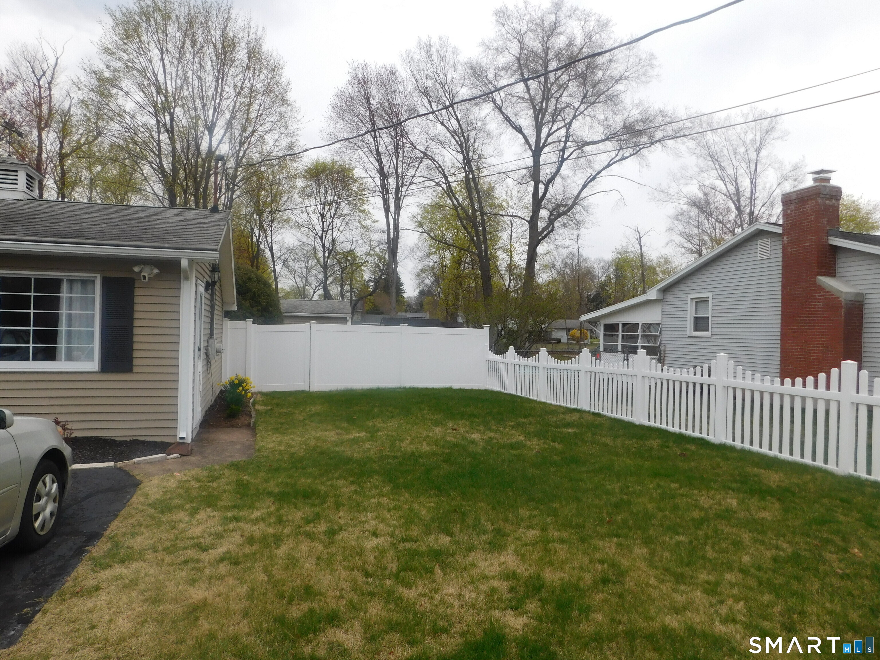 5 Larson Drive North Haven CT 06473
