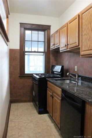 16 Woodland Street New Haven CT 06511