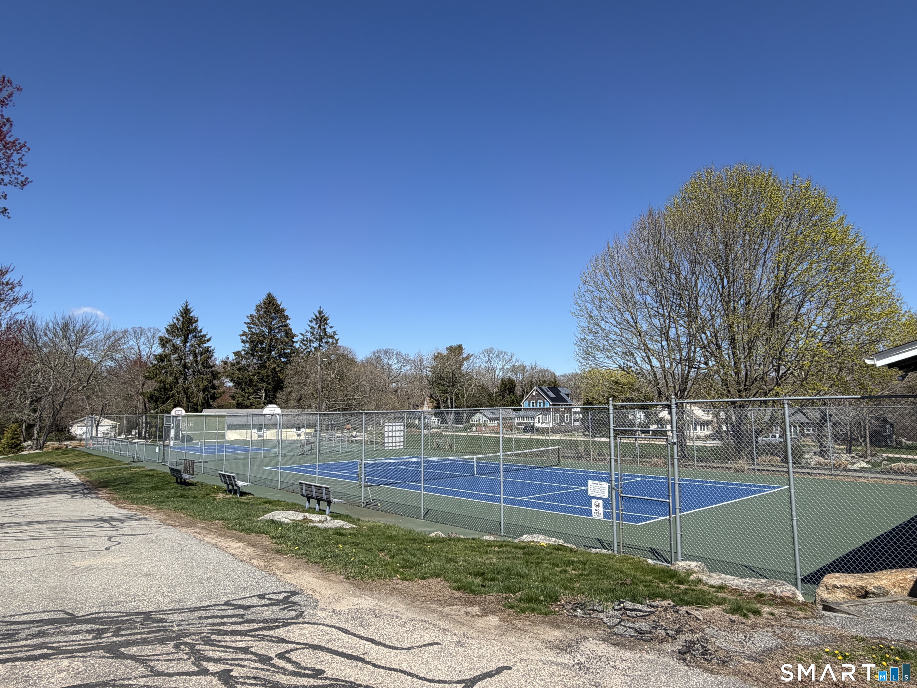 40 Ashworth Avenue Stonington CT 06378