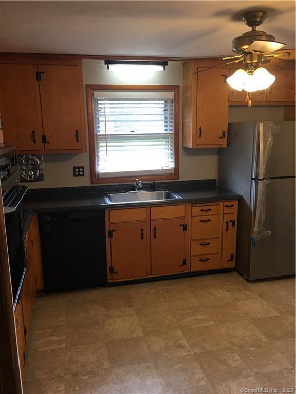 1024 Poquonock Avenue Windsor CT 06095