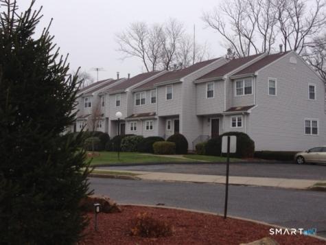 235 Red Oak Lane Bridgeport CT 06606