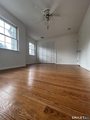 235 Red Oak Lane Bridgeport CT 06606