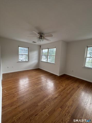 235 Red Oak Lane Bridgeport CT 06606