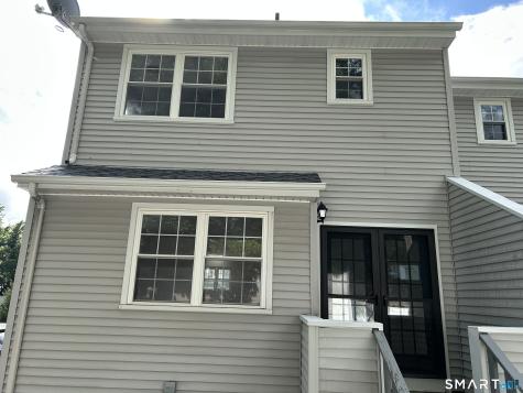 235 Red Oak Lane Bridgeport CT 06606