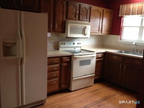 235 Red Oak Lane Bridgeport CT 06606