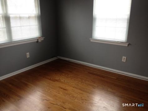 235 Red Oak Lane Bridgeport CT 06606