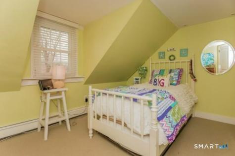90 Linden Avenue Darien CT 06820