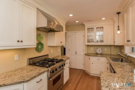 90 Linden Avenue Darien CT 06820