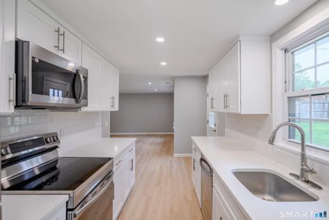3 Botsford Hill Road Newtown CT 06470