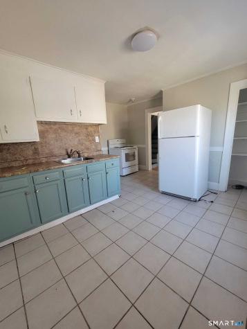 590 High Street Middletown CT 06457