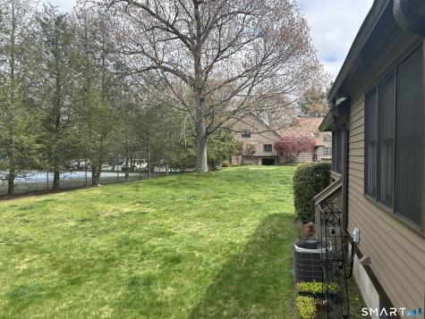 17 Eagle Rock Circle Monroe CT 06468