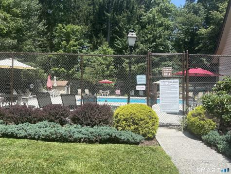 17 Eagle Rock Circle Monroe CT 06468