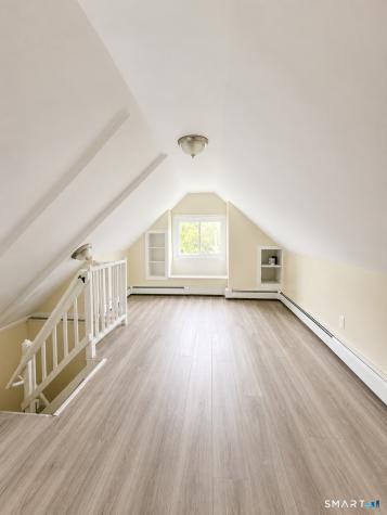 564-566 High Street Middletown CT 06457