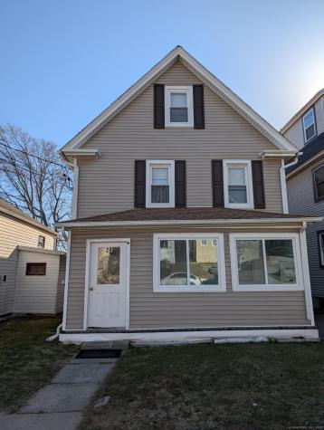 28 Ocean Avenue New London CT 06320