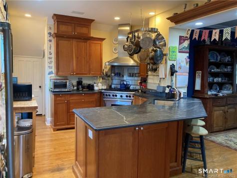 126 East Avenue New Canaan CT 06840