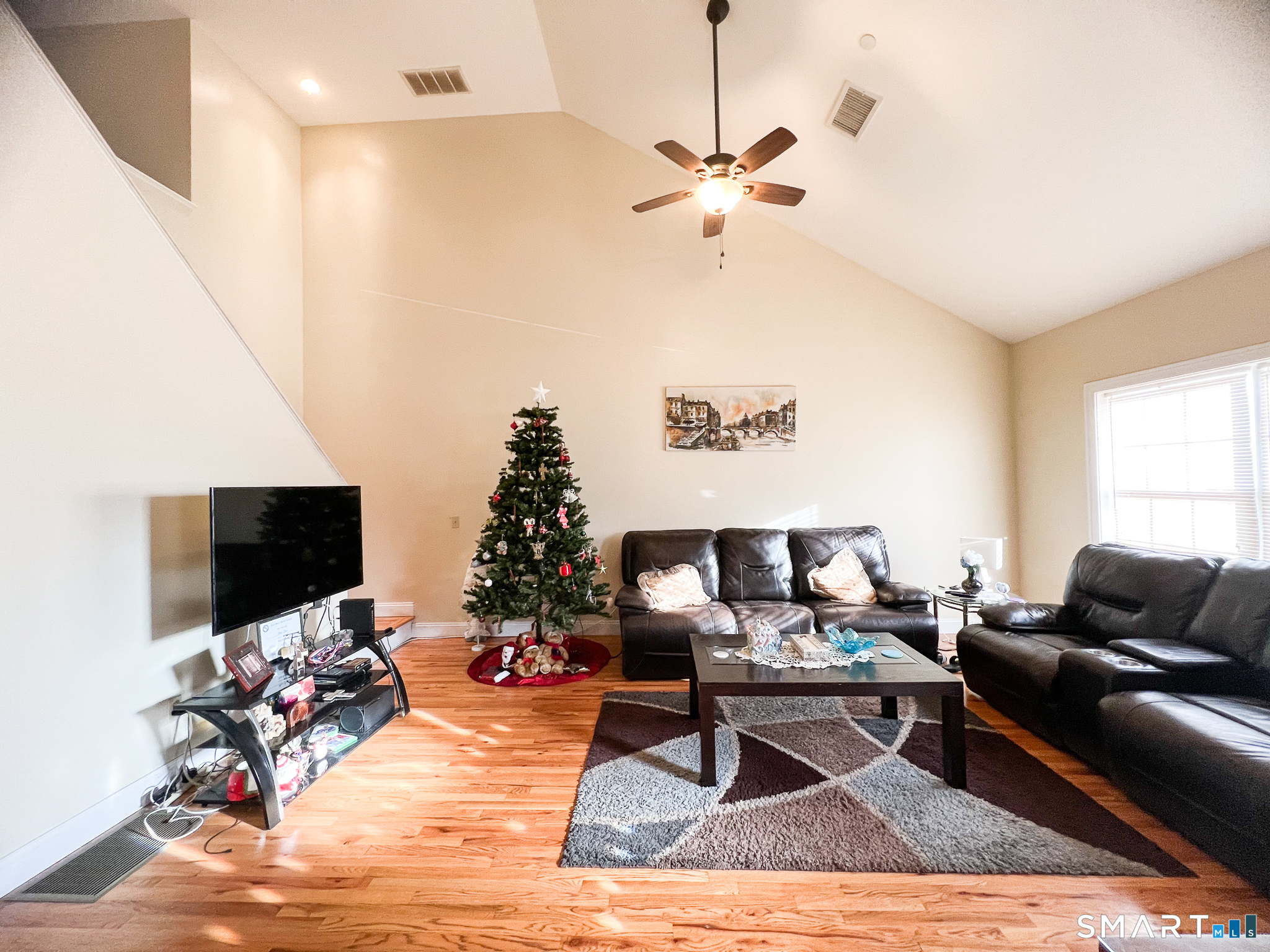 1556 New Haven Avenue Milford CT 06460