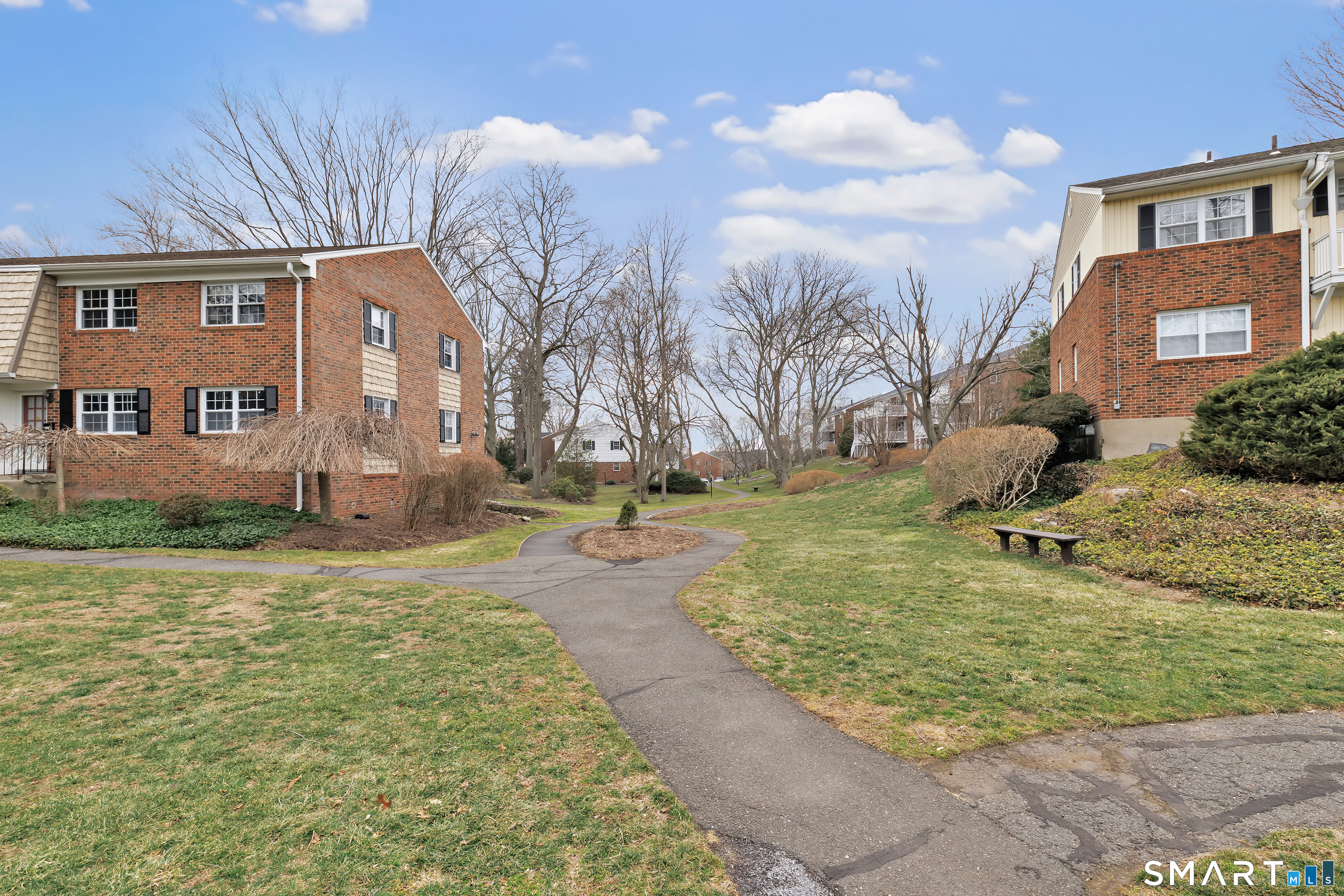 245 Unquowa Road Fairfield CT 06824