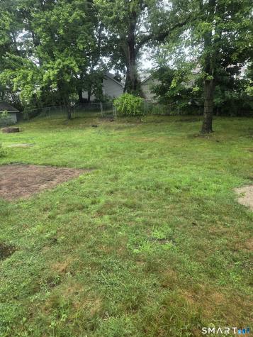 63 Brookfield Street Manchester CT 06040