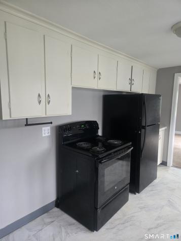 63 Brookfield Street Manchester CT 06040