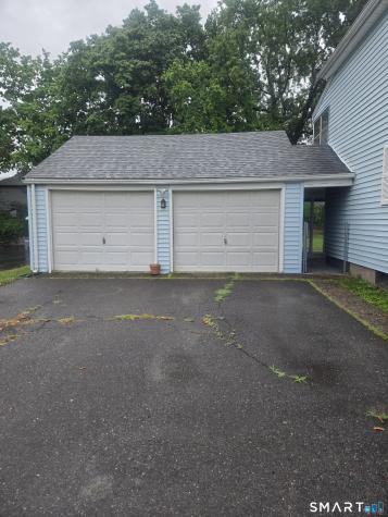 63 Brookfield Street Manchester CT 06040