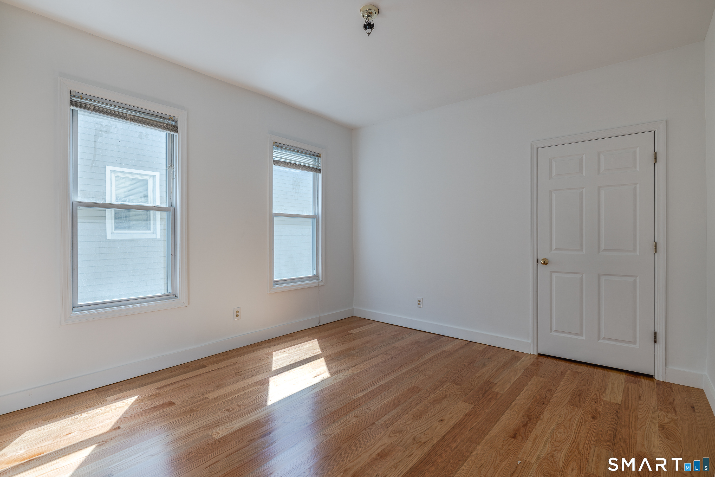 74 Harbor Avenue Bridgeport CT 06605