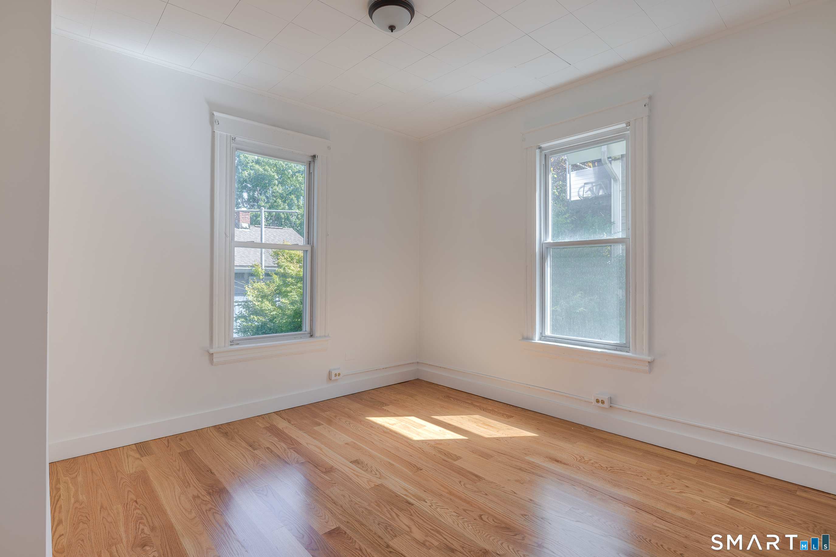 74 Harbor Avenue Bridgeport CT 06605