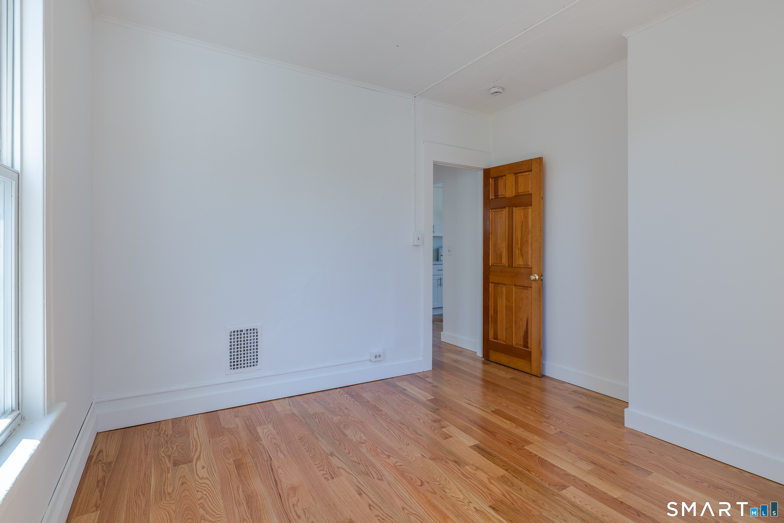 74 Harbor Avenue Bridgeport CT 06605