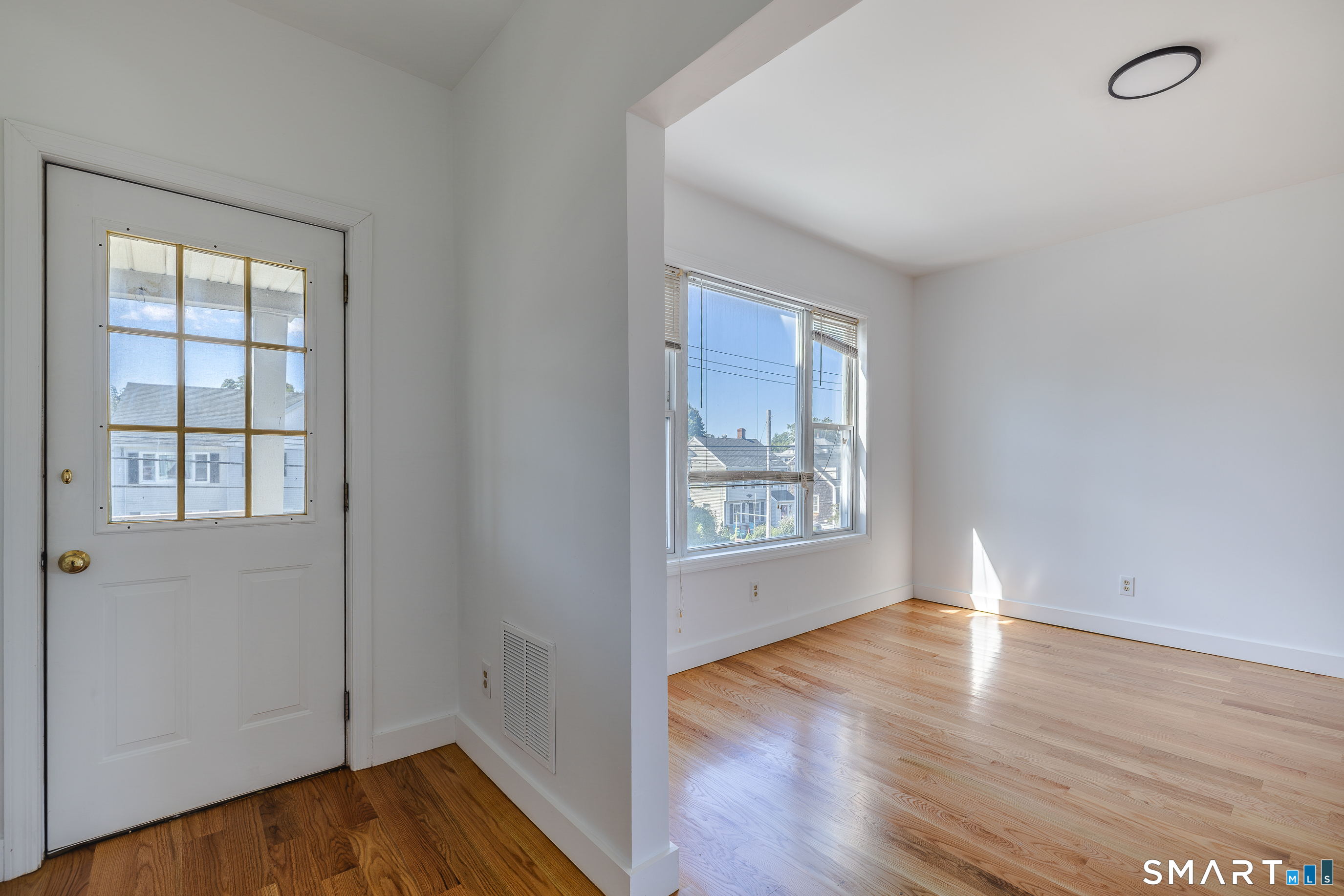 74 Harbor Avenue Bridgeport CT 06605