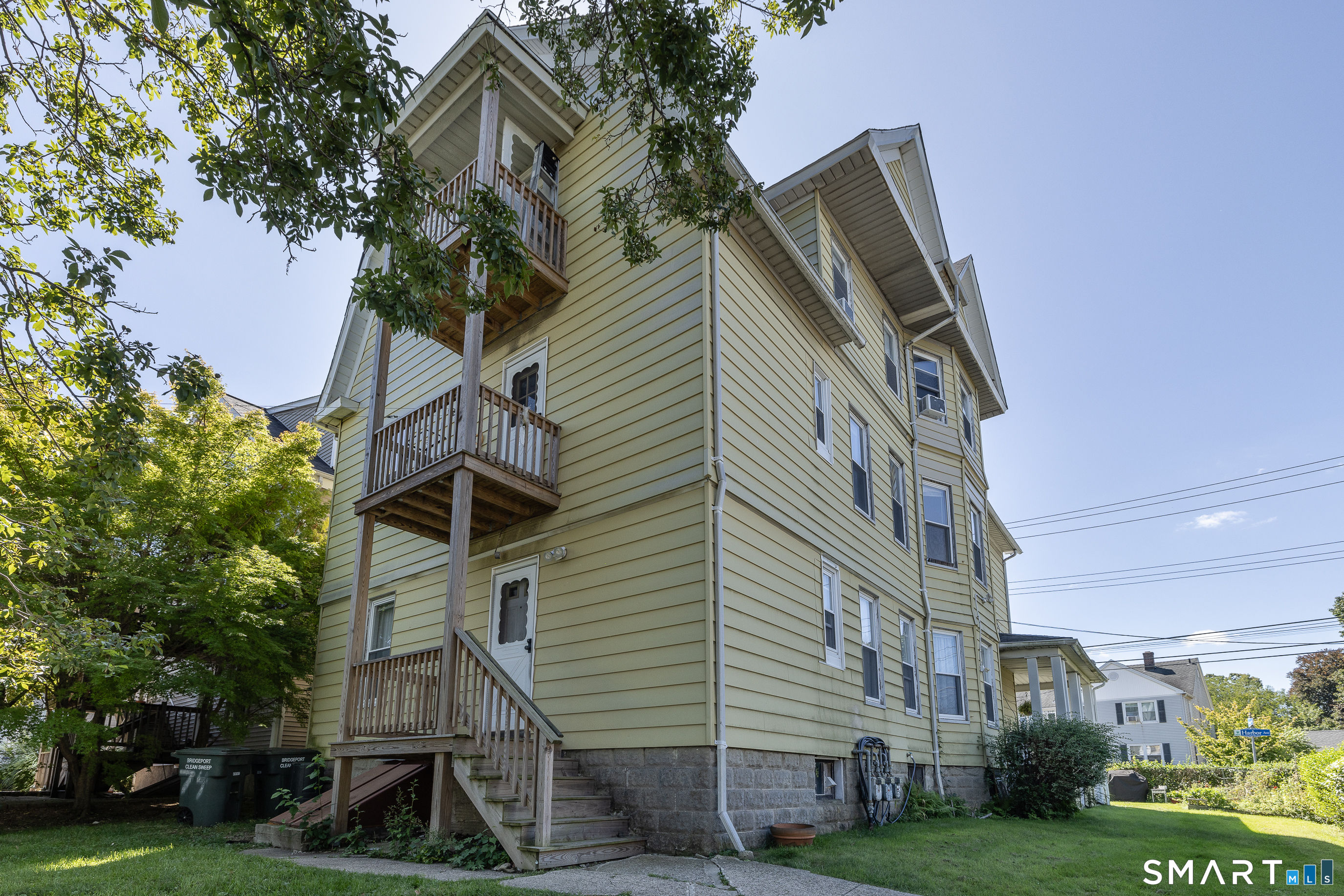 74 Harbor Avenue Bridgeport CT 06605