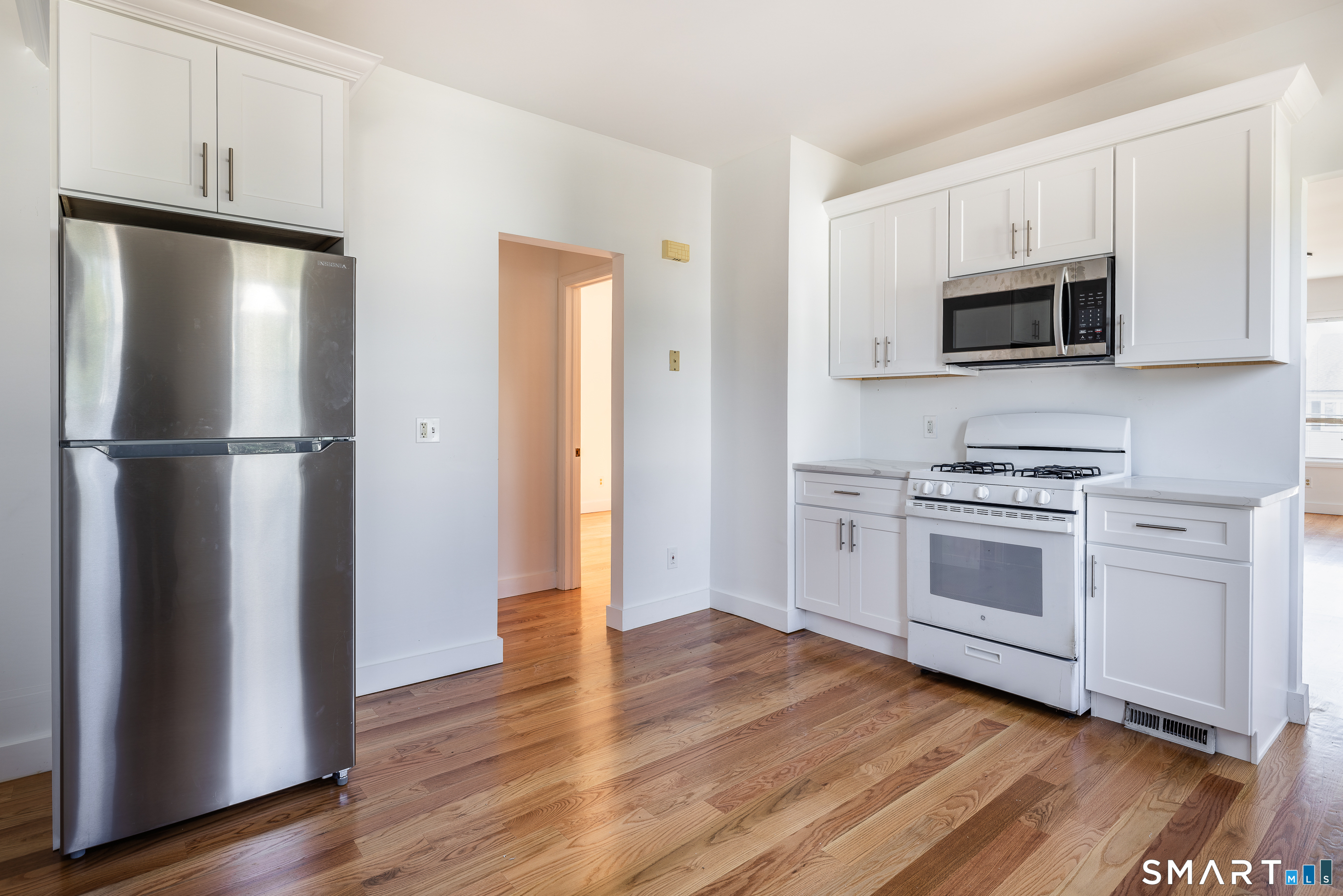 74 Harbor Avenue Bridgeport CT 06605