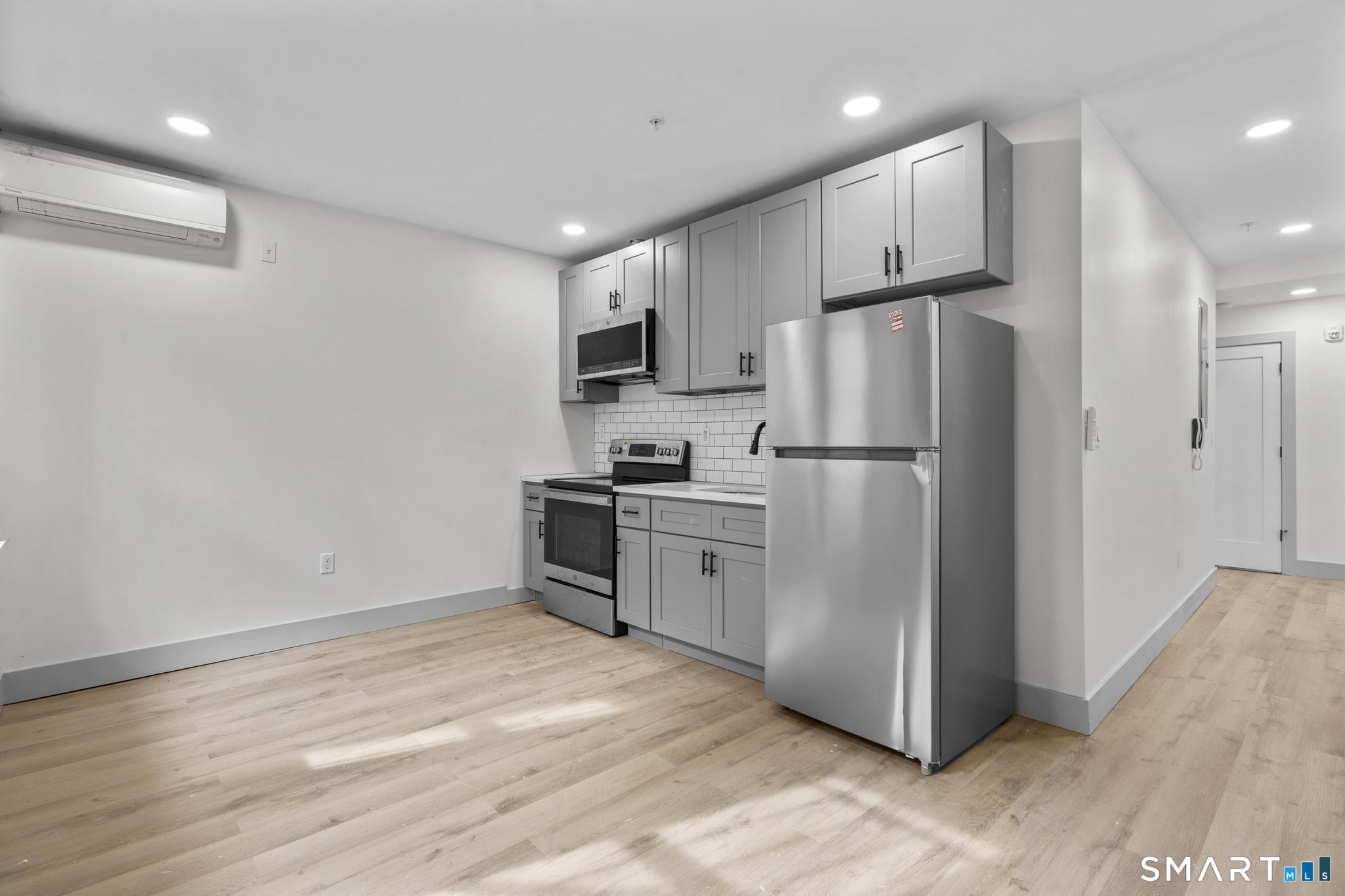 111 Bank Street Waterbury CT 06702