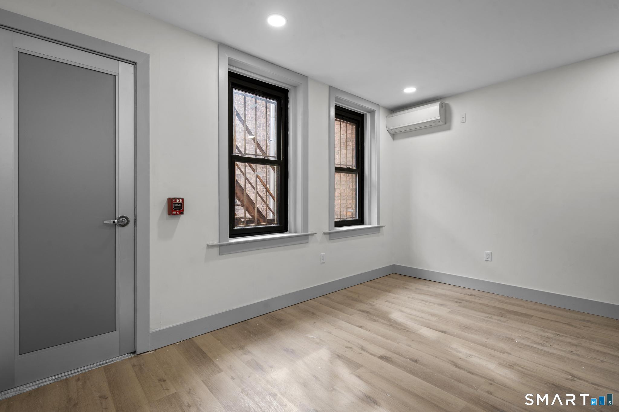 111 Bank Street Waterbury CT 06702