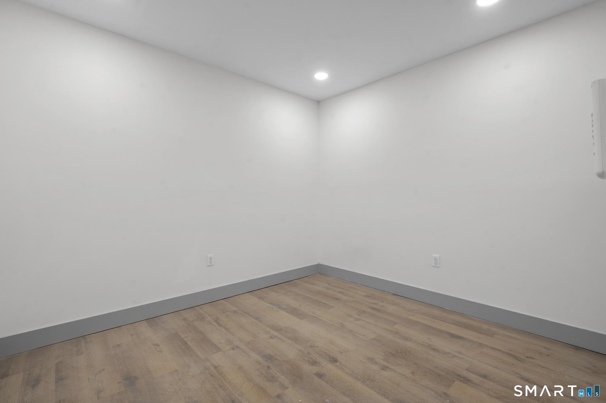 111 Bank Street Waterbury CT 06702