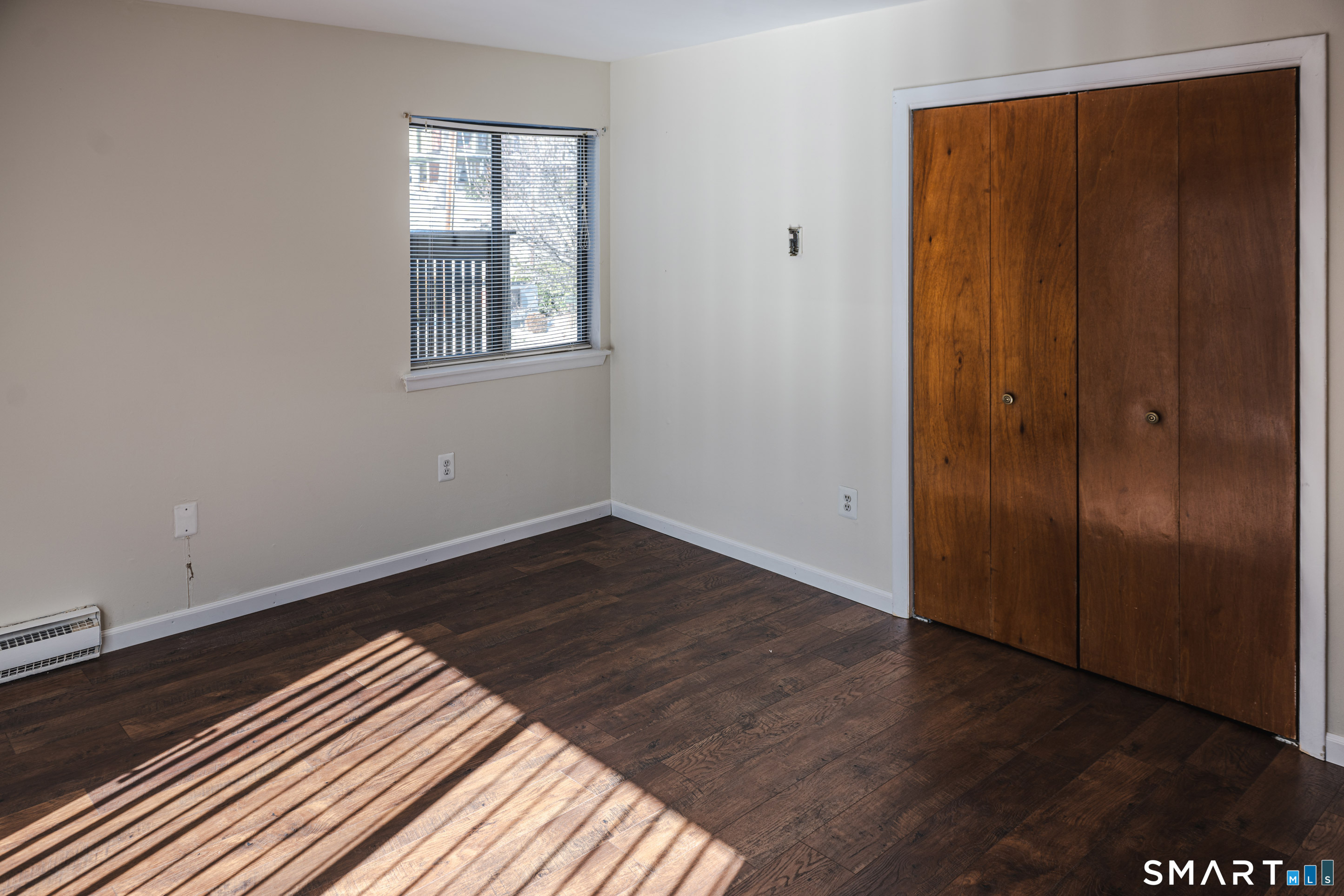 13 Santangelo Terrace Derby CT 06418