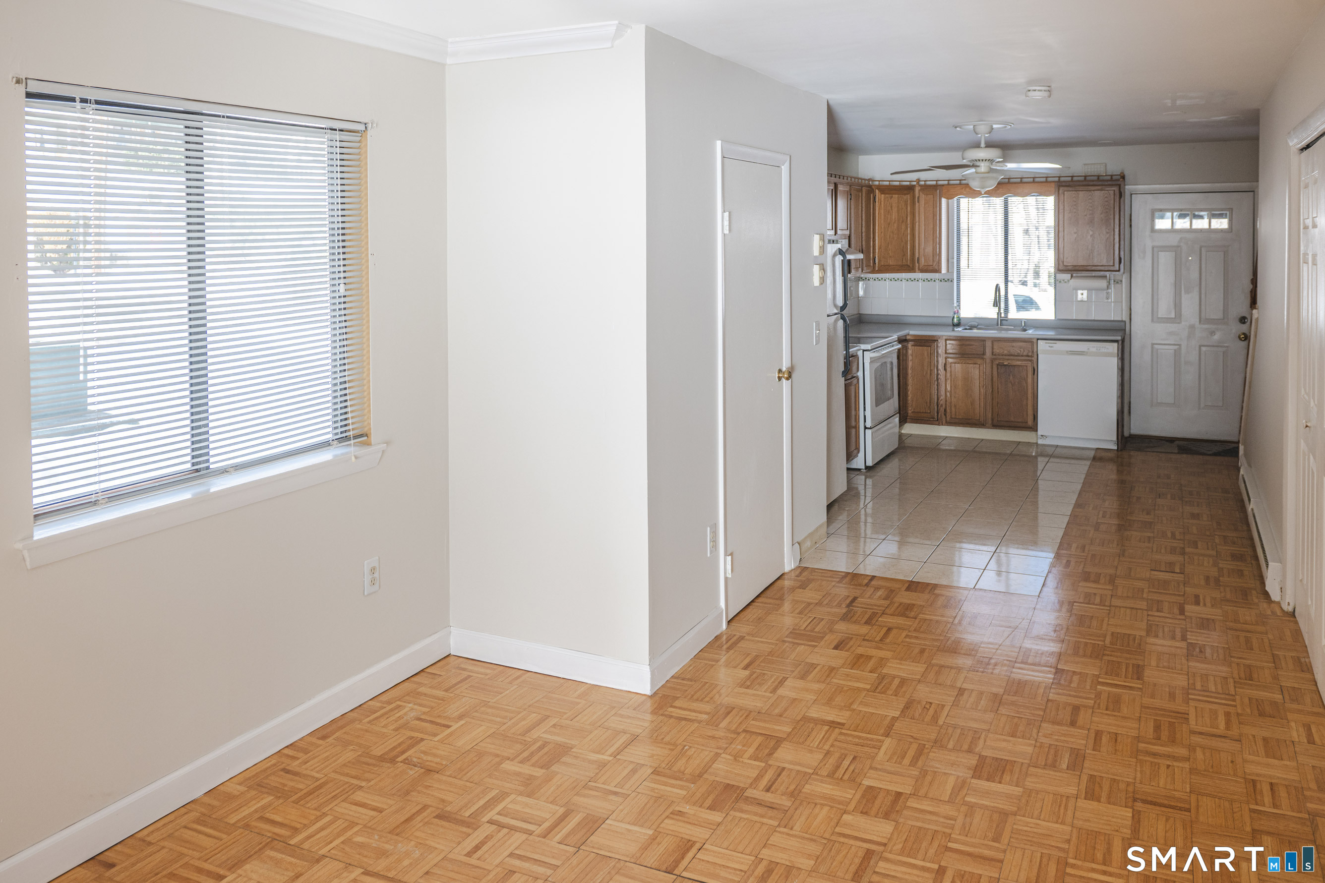 13 Santangelo Terrace Derby CT 06418