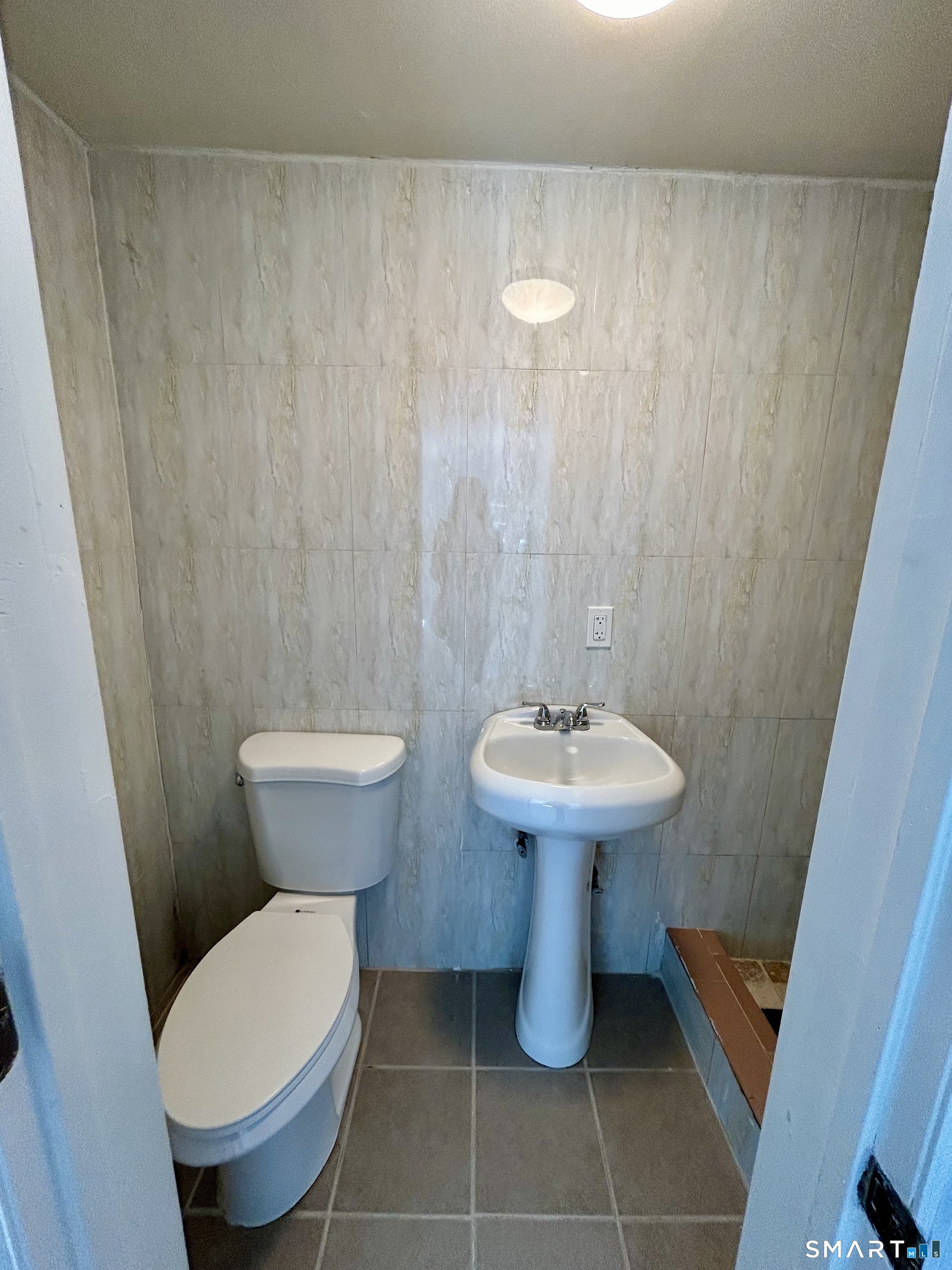 8 Drumlin Road Westport CT 06880